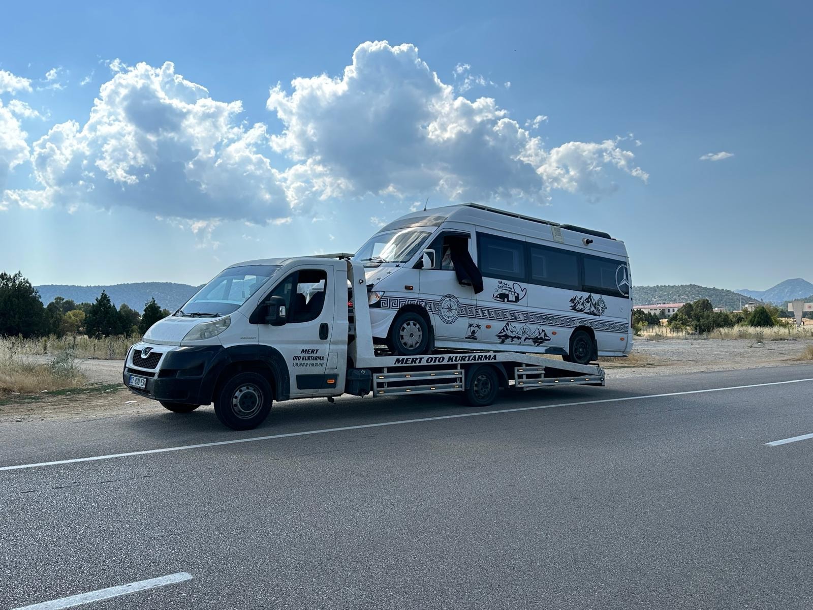 Mert Oto Kurtarma 07 minibüs taşıma
